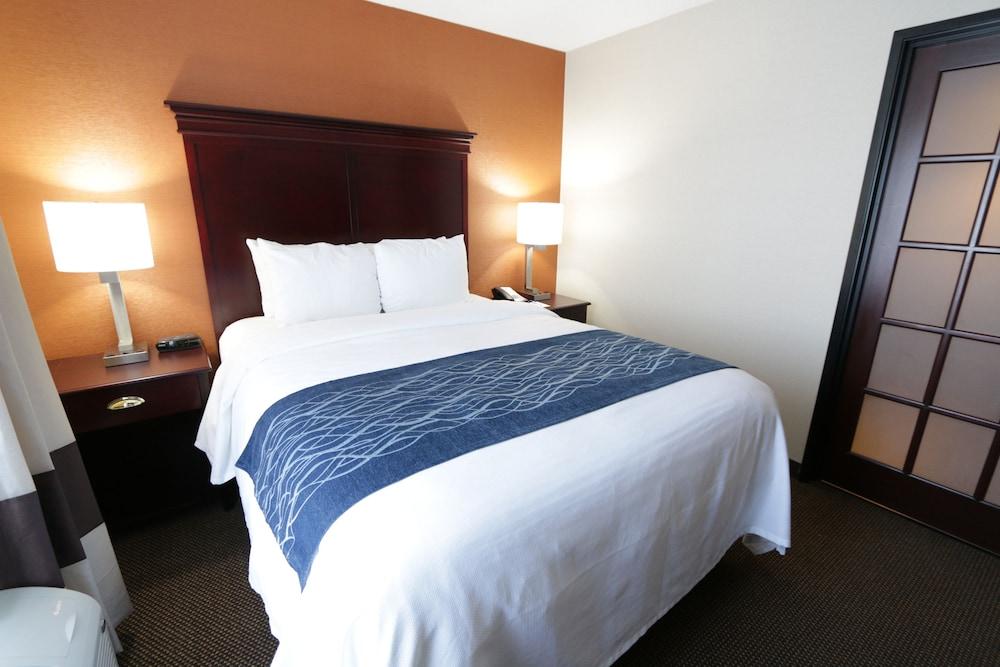 Comfort Inn & Suites Hutchinson Ngoại thất bức ảnh